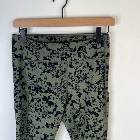Lululemon In Movement 7/8 Tight Everlux 25" Efflorescent Barracks Green Black 10 - Picture 5 of 11
